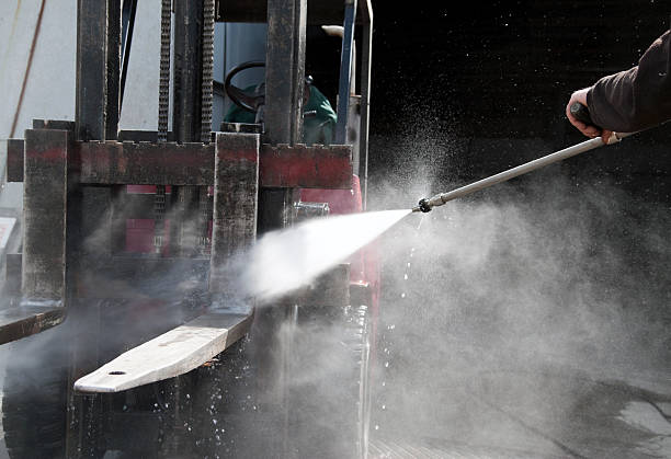 Professional Pressure Washing Services in Lake Holm, WA